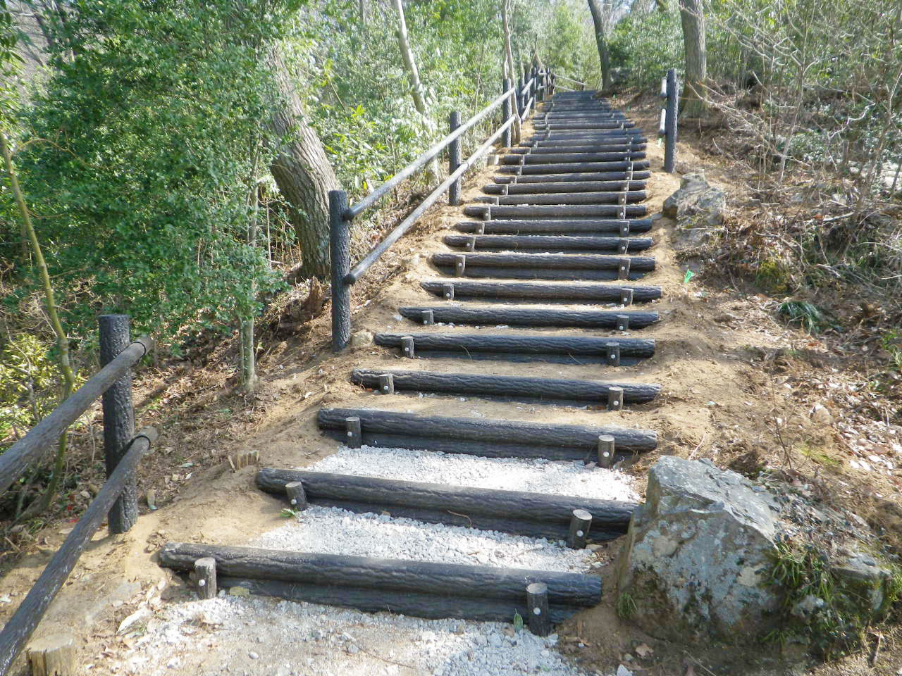 階段更新工事 みかも山公園その3